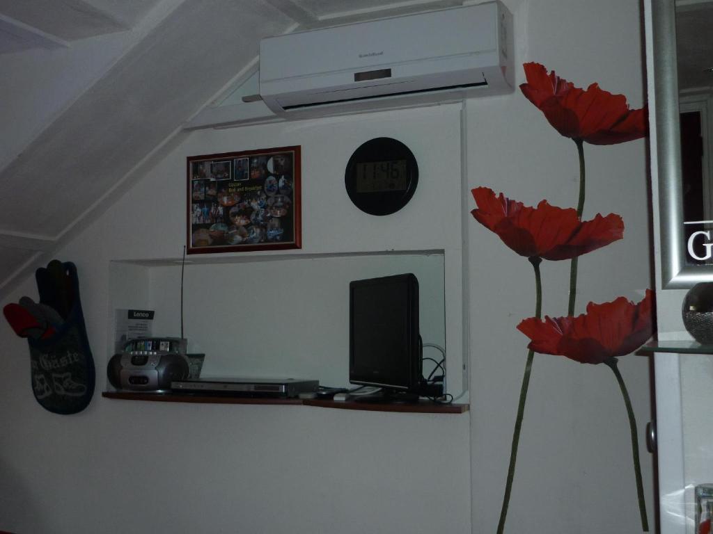 Tonnie'S Bed And Breakfast Kerkrade Szoba fotó